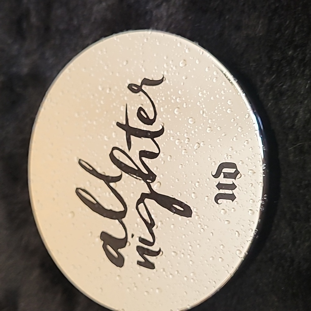 Urban decay,  ud, all nighter powder